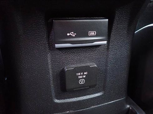 Used 2019 Jeep Wrangler Unlimited Rubicon AWD/4WD image 9