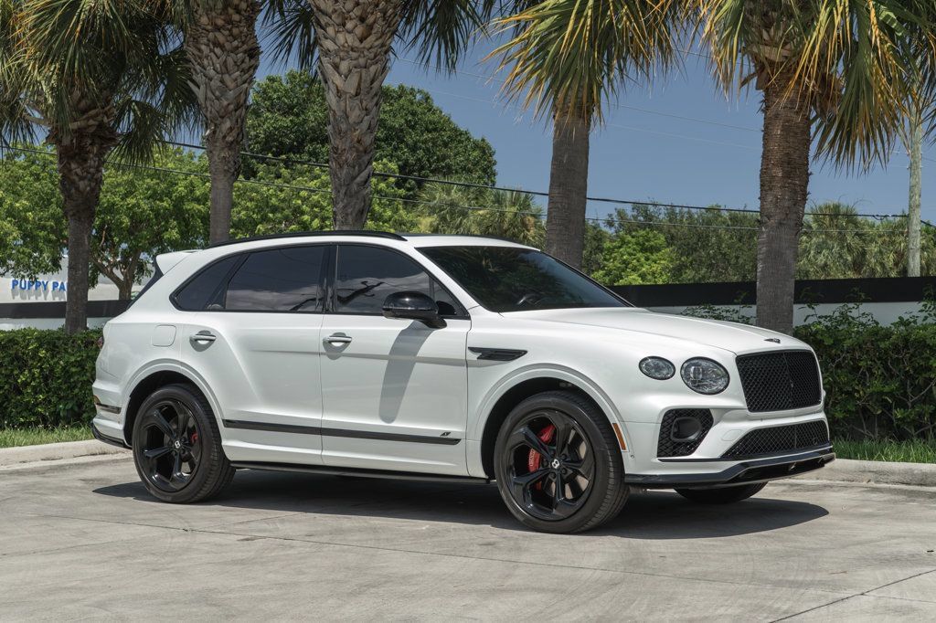 Used 2022 Bentley Bentayga AWD/4WD image 10