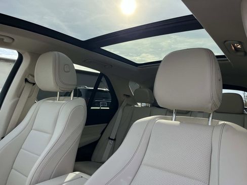 Used 2025 Mercedes-Benz GLE 350 4MATIC image 24