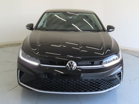 New 2026 Volkswagen Jetta SEL FWD image 9