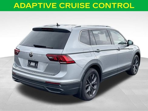 Used 2022 Volkswagen Tiguan SE FWD image 9