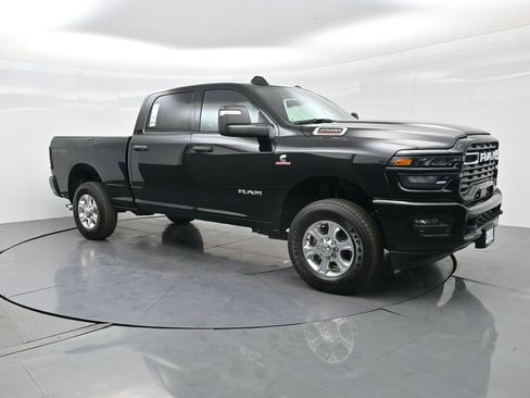 New 2026 RAM 2500 Big Horn AWD/4WD image 9