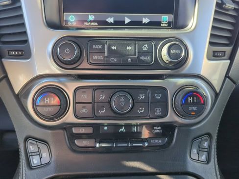 Used 2016 Chevrolet Suburban LTZ image 21