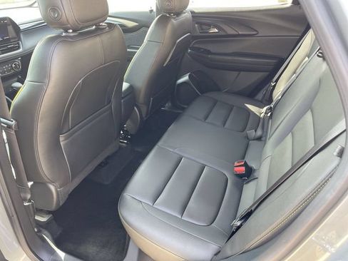 Used 2024 Chevrolet TrailBlazer ACTIV FWD image 13