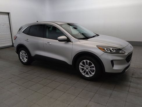 Used 2020 Ford Escape SE FWD image 11