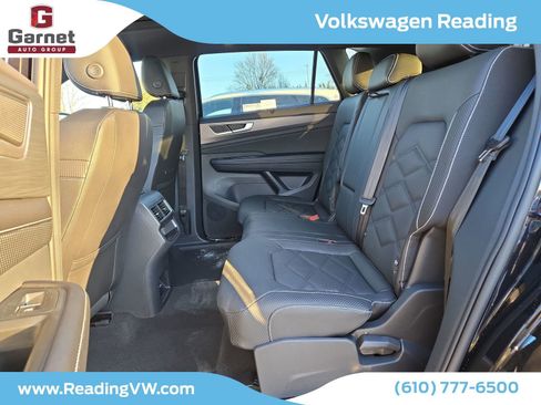 New 2026 Volkswagen Atlas Cross Sport SE image 12