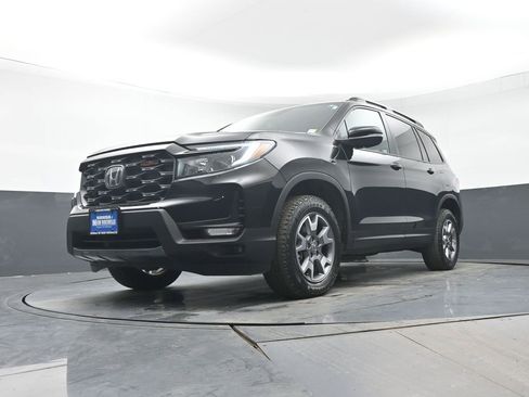 Certified 2023 Honda Passport TrailSport image 35