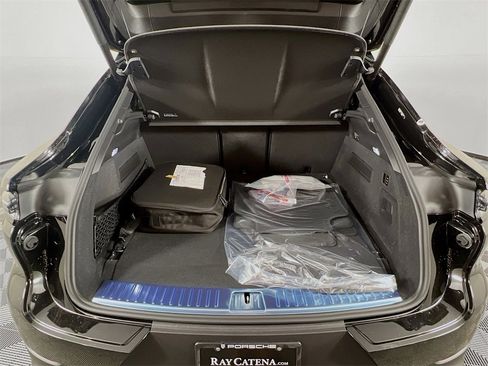 New 2026 Porsche Cayenne S image 28