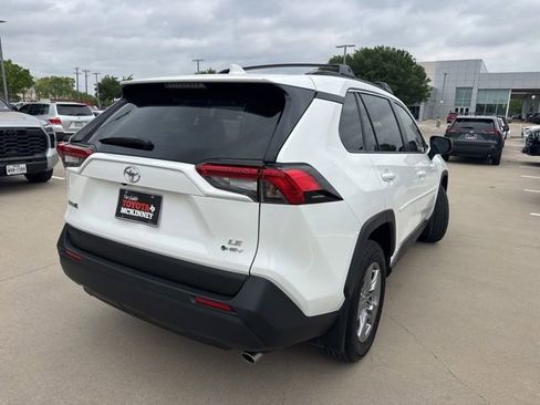 Used 2025 Toyota RAV4 LE image 3