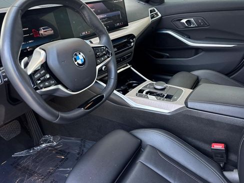 Used 2025 BMW 330i Sedan RWD image 4