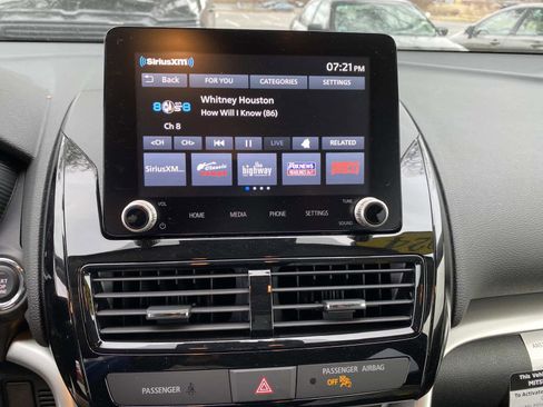 Used 2024 Mitsubishi Eclipse Cross Black Edition image 13