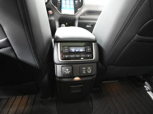 Used 2026 Subaru Ascent Bronze Edition AWD/4WD image 33