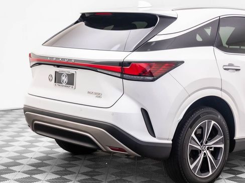 Used 2024 Lexus RX 350 Premium image 33