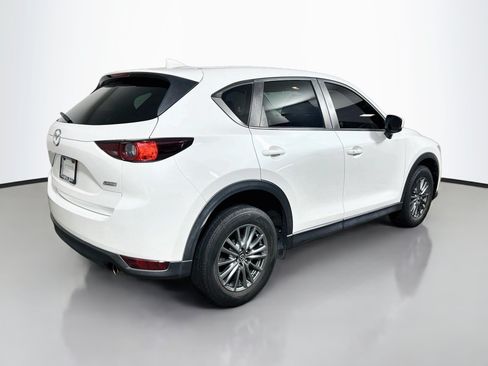 Used 2017 MAZDA CX-5 Touring FWD image 4
