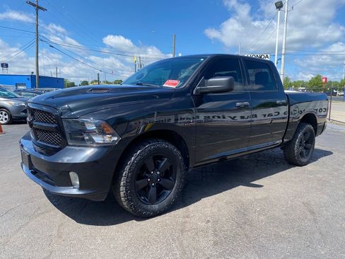 Used 2019 RAM 1500 Express w/ Wheel & Sound Group AWD/4WD image 7