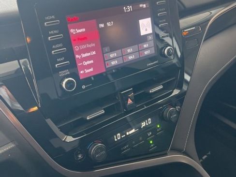 Used 2023 Toyota Camry SE image 22