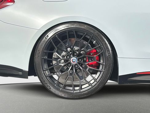Used 2023 BMW M4 CSL RWD image 5