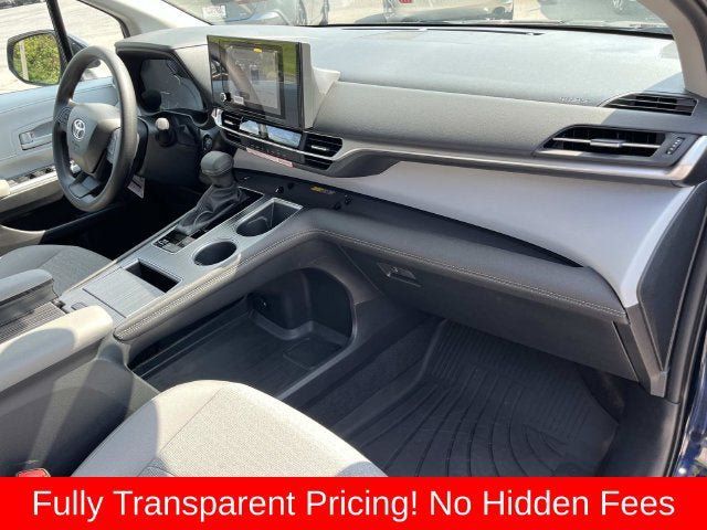 Used 2026 Toyota Sienna LE FWD image 23
