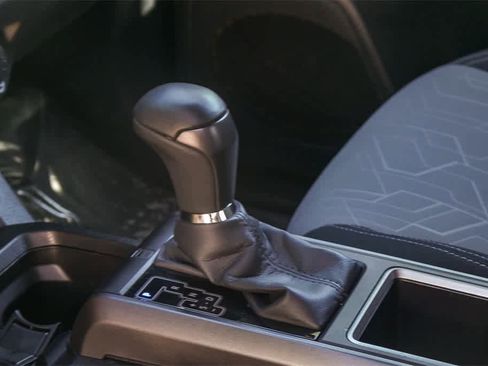 Used 2023 Toyota Tacoma TRD Sport image 18