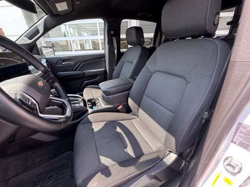 Used 2023 Chevrolet Colorado LT w/ LT Convenience Package II RWD image 28
