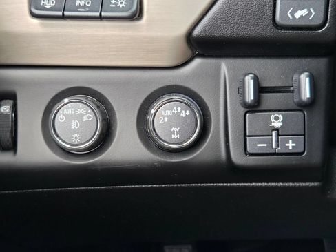 Used 2017 GMC Yukon Denali AWD/4WD image 36