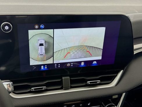 New 2026 Chevrolet Equinox LT w/ Safety and Technology Package AWD/4WD image 15