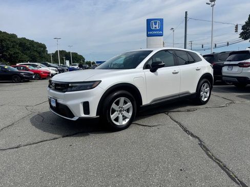 Used 2024 Honda Prologue EX image 1