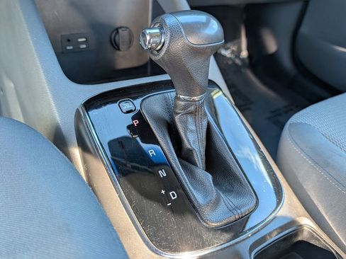 Certified 2017 Kia Forte LX image 26