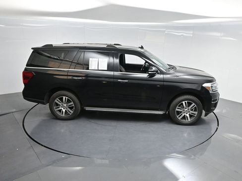 Used 2022 Ford Expedition Limited image 62
