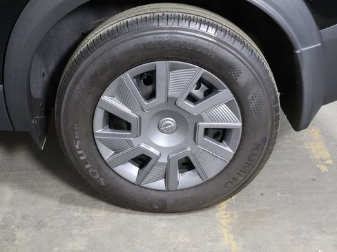 Used 2025 Nissan Kicks S FWD image 34