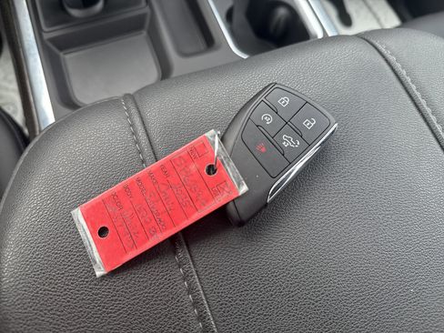 Used 2025 Chevrolet Silverado 1500 RST w/ Dark Appearance Package AWD/4WD image 31