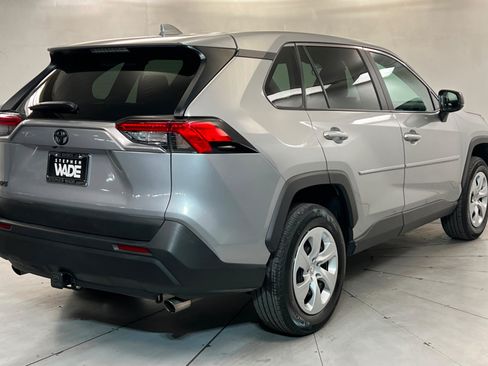 Used 2023 Toyota RAV4 LE FWD image 6