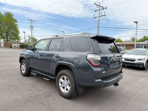 Used 2024 Toyota 4Runner SR5 Premium w/ Moonroof Package AWD/4WD image 11