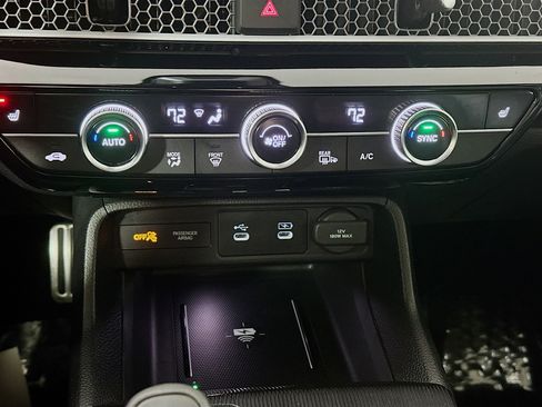 Certified 2025 Honda Civic Sport Touring image 16