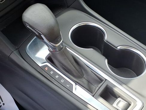 Used 2023 Chevrolet Equinox LS w/ LS Convenience Package image 11