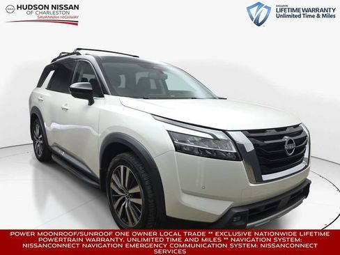 Used 2022 Nissan Pathfinder Platinum w/ Cargo Package FWD image 1