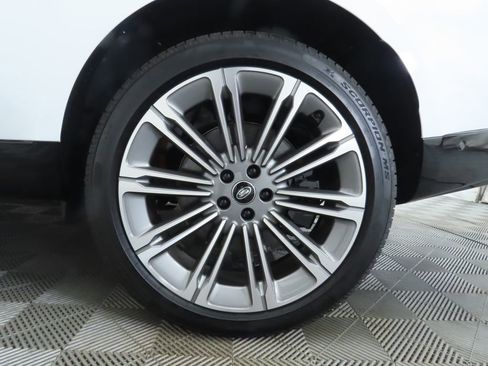 New 2025 Land Rover Range Rover Autobiography image 32