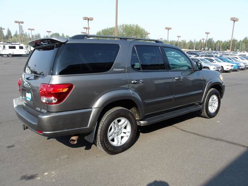Used 2006 Toyota Sequoia Limited AWD/4WD image 5