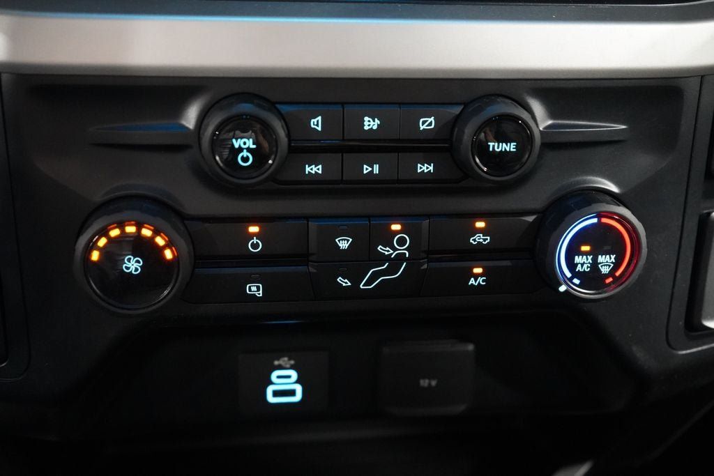 Used 2024 Ford F450 XLT AWD/4WD image 12
