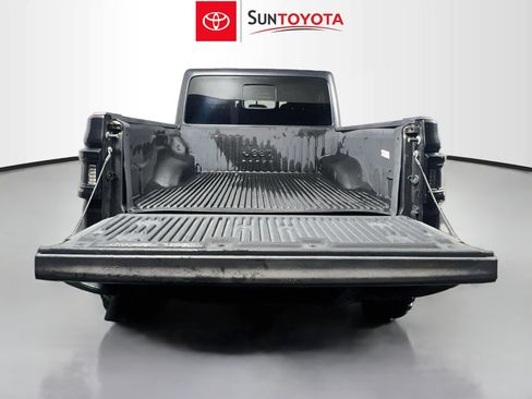 Used 2020 Jeep Gladiator Sport w/ Quick Order Package 24S AWD/4WD image 32