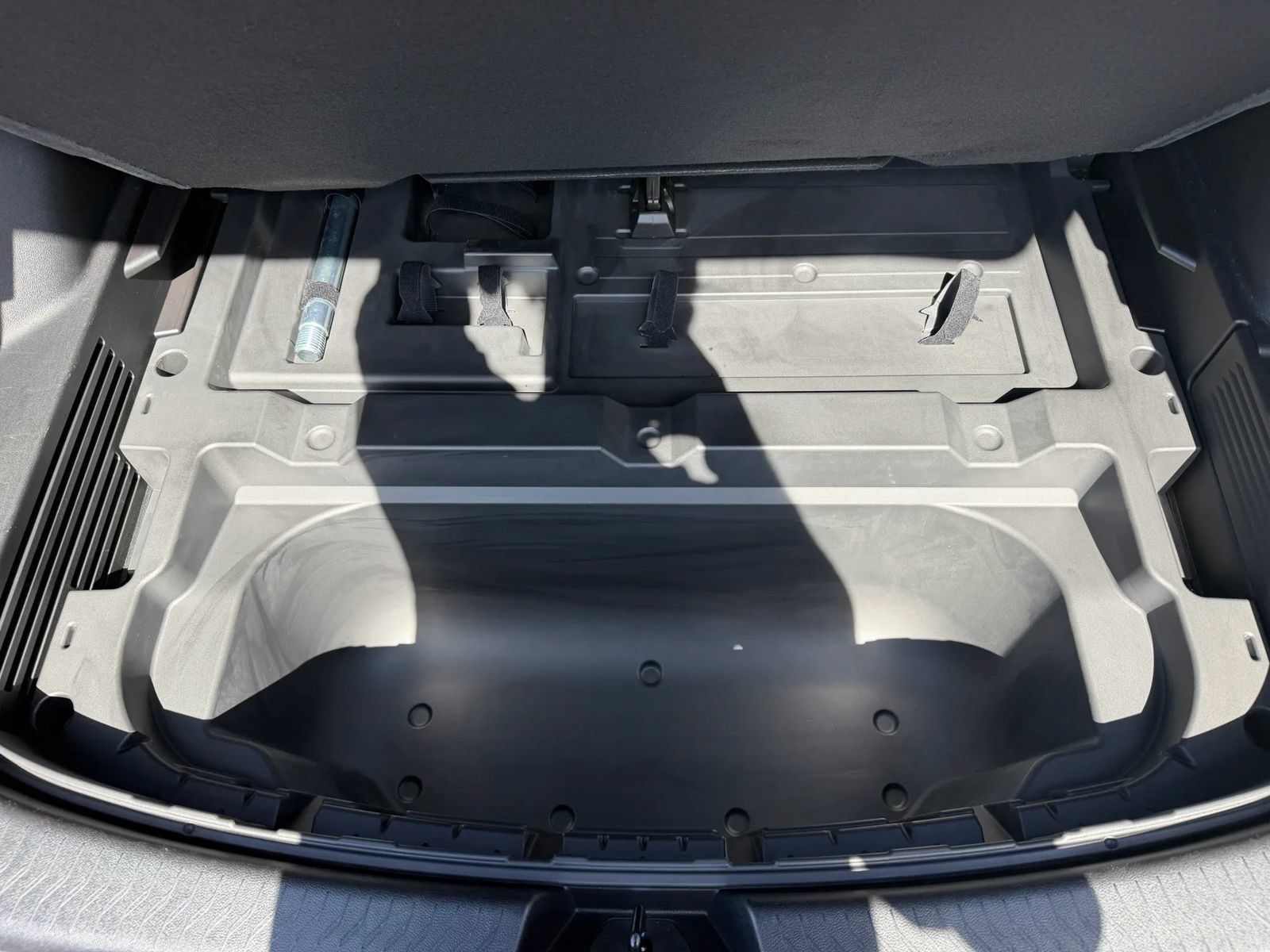 Used 2024 Chevrolet Equinox EV RS FWD image 31