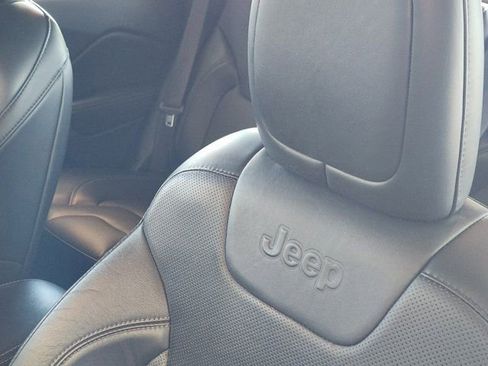 Used 2021 Jeep Cherokee Latitude Lux w/ Sun & Sound Group image 20