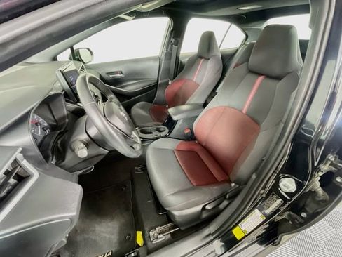Used 2024 Toyota Corolla SE w/ SE Premium Package FWD image 20