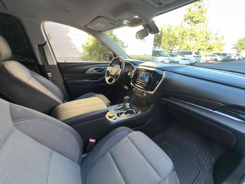 Used 2019 Chevrolet Traverse LS w/ LPO, Blackout Package FWD image 54