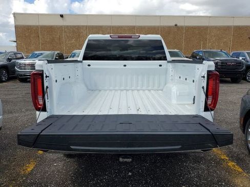 New 2026 GMC Sierra 1500 SLT w/ SLT Premium Package image 10