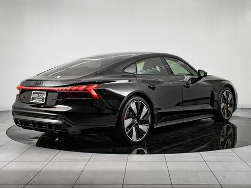 Used 2022 Audi RS e-tron GT w/ Carbon Performance Package image 10