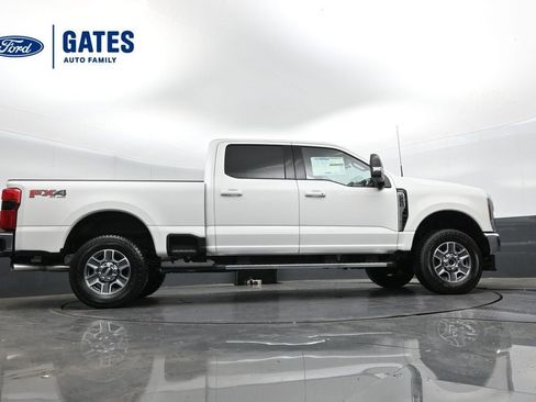 New 2026 Ford F250 Lariat w/ FX4 Off-Road Package image 33