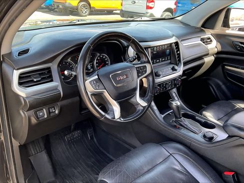 Used 2019 GMC Acadia SLT w/ Black Edition image 18