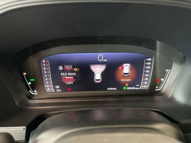New 2026 Honda Pilot Sport image 16