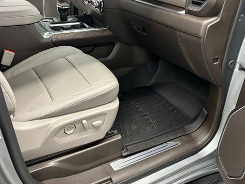 Used 2026 GMC Sierra 1500 SLT w/ SLT Premium Plus Package image 41